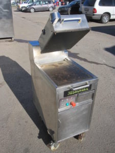 Automaatne kontaktgrill pihvide küpsetamiseks