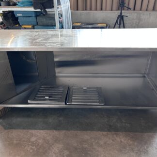 RST Roostevaba kubu koos rasvafiltritega 1500×500×550