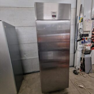 RST Külmkapp Zanussi  ZR471FR