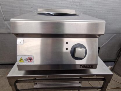 INDUCTSIOONWOK XP 700 ELECTROLUX