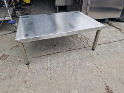 RST Roostevaba seadme alus 710×500×300
