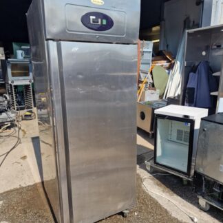 RST Külmik Tefcold RK710 ratastel