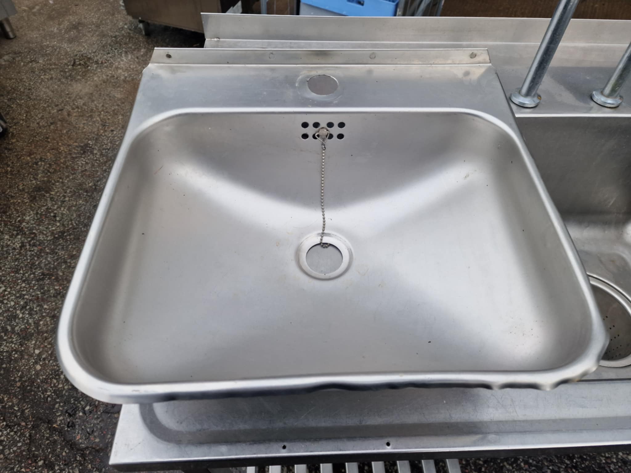 Roostevaba valamu 430×380