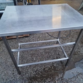 RST Roostevaba laud 900×650×900