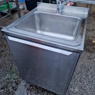 RST Roostevaba laud koos  kapi ja valamuga 600×620×900