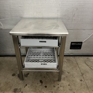 RST Roostevaba laud Metos koos nõudepesumasina korvide siinidega 700×650×900