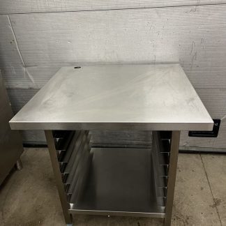 RST Roosteva laud koos pagariplaatide siinidega 900×850×900