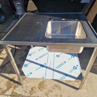 RST Roostevaba laud koos valamuga 900×800×900