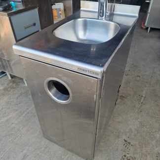 RST Roostevaba laud Metos koos kapi,prügiava,valamu ja Orase automaatsegistiga 400×650×900