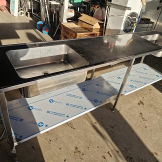 RST Roostevaba laud koos kahe valamu ja alusriiuliga 2660×620×900