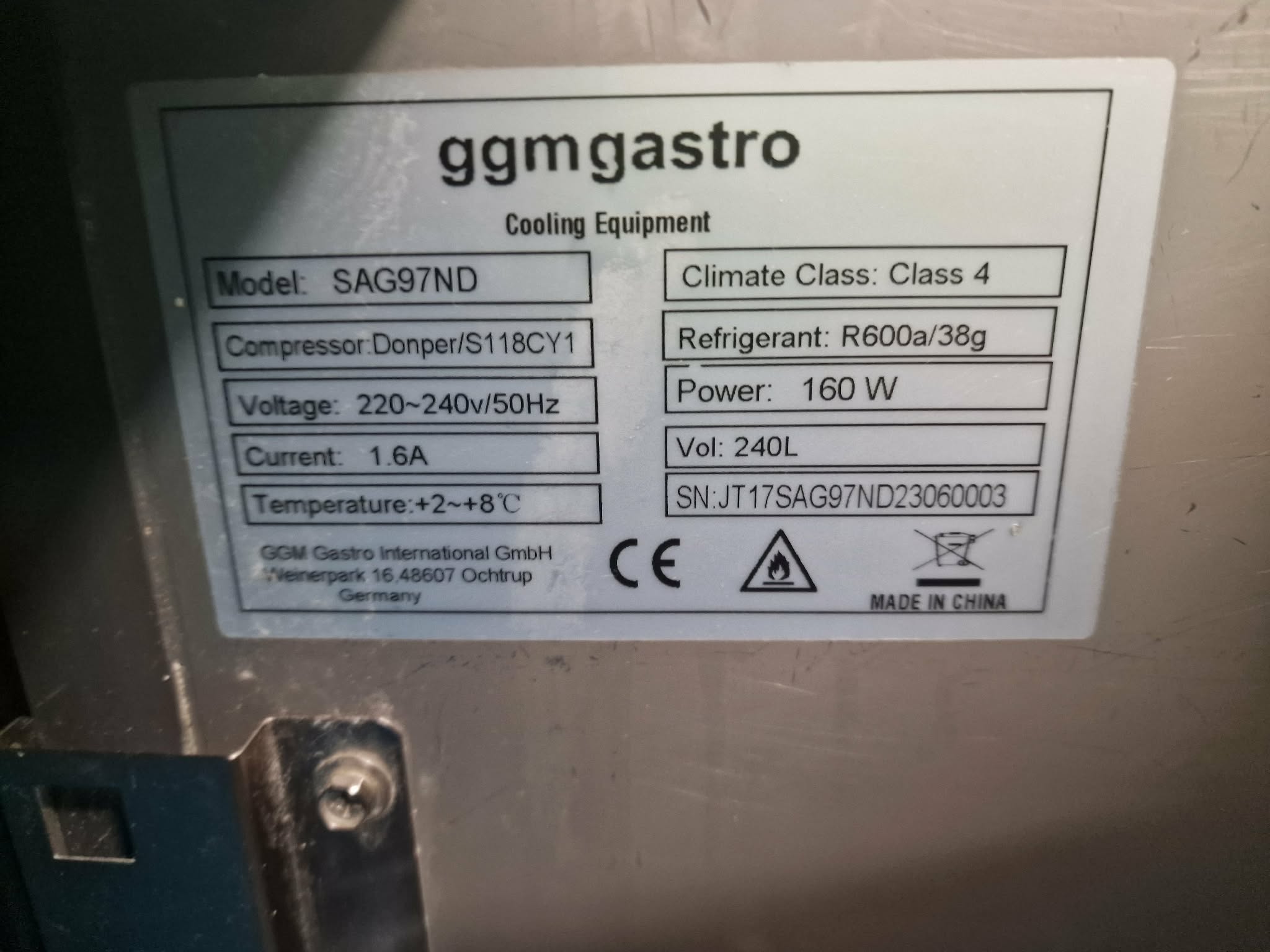 Külmlaud/Salatilett- 903 mm - 240 l - 2 ust - avatud pealt 2 x GN 1/1 ja 3 x GN 1/6 jaoks ja roostevabast terasest hingedega kaas - Image 3