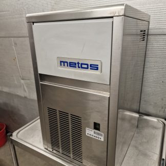 Jäämasin/jääkuubikumasin  Metos CB184A-Q