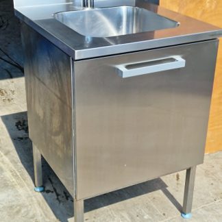 RST Roostevab laud Metos koos kapi valamu ja Orase segistiga  600×650×900