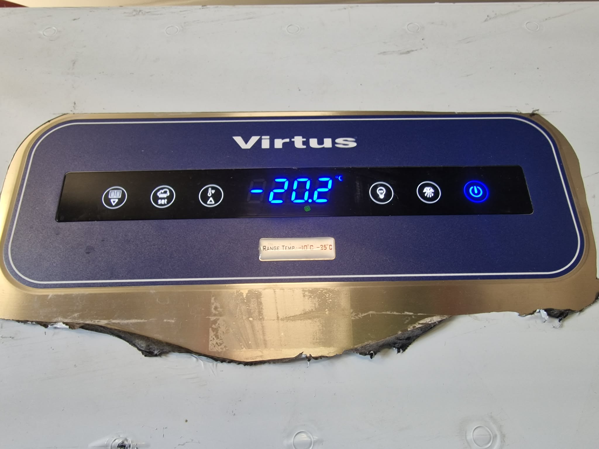 RST Roostevaba sügavkülmkapp koos kaldteega Virtus VPPB18RI - Image 4