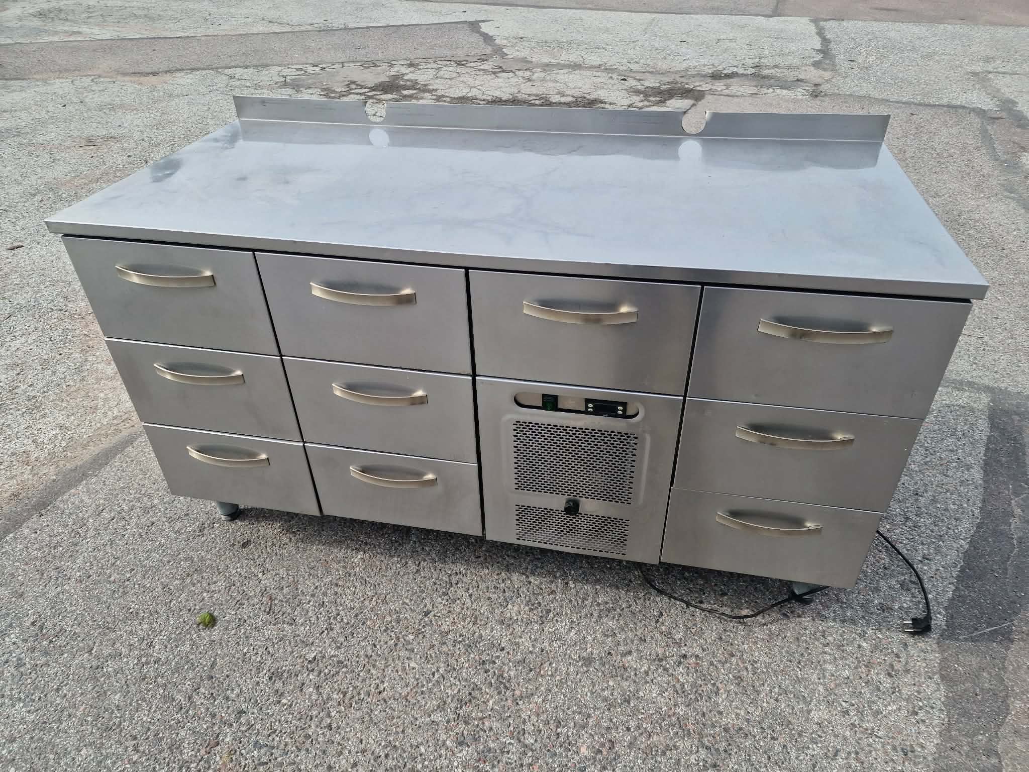 Külmlaud / Toidusahtlikapp Inox IB68 1600×700×900