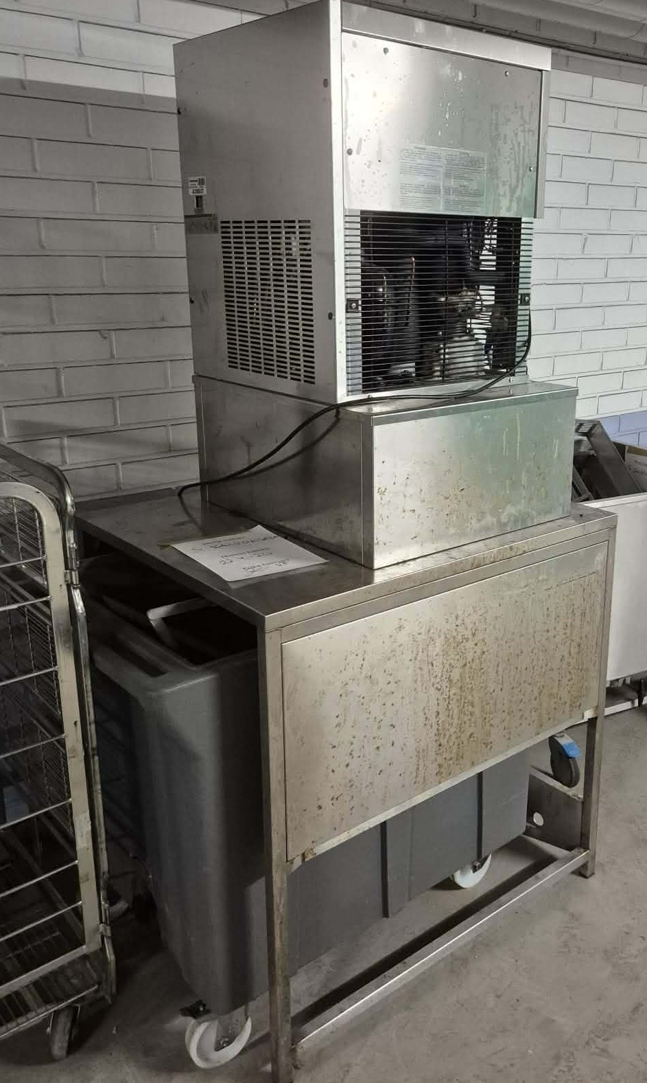 Jääpurumasin Metos G 510A HC ja bunker RB100G 2021a. mudel - Pilt 5