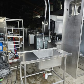 RST Roostevaba eelpesulaud koos suure valamuu ja duššiga1160×650×900