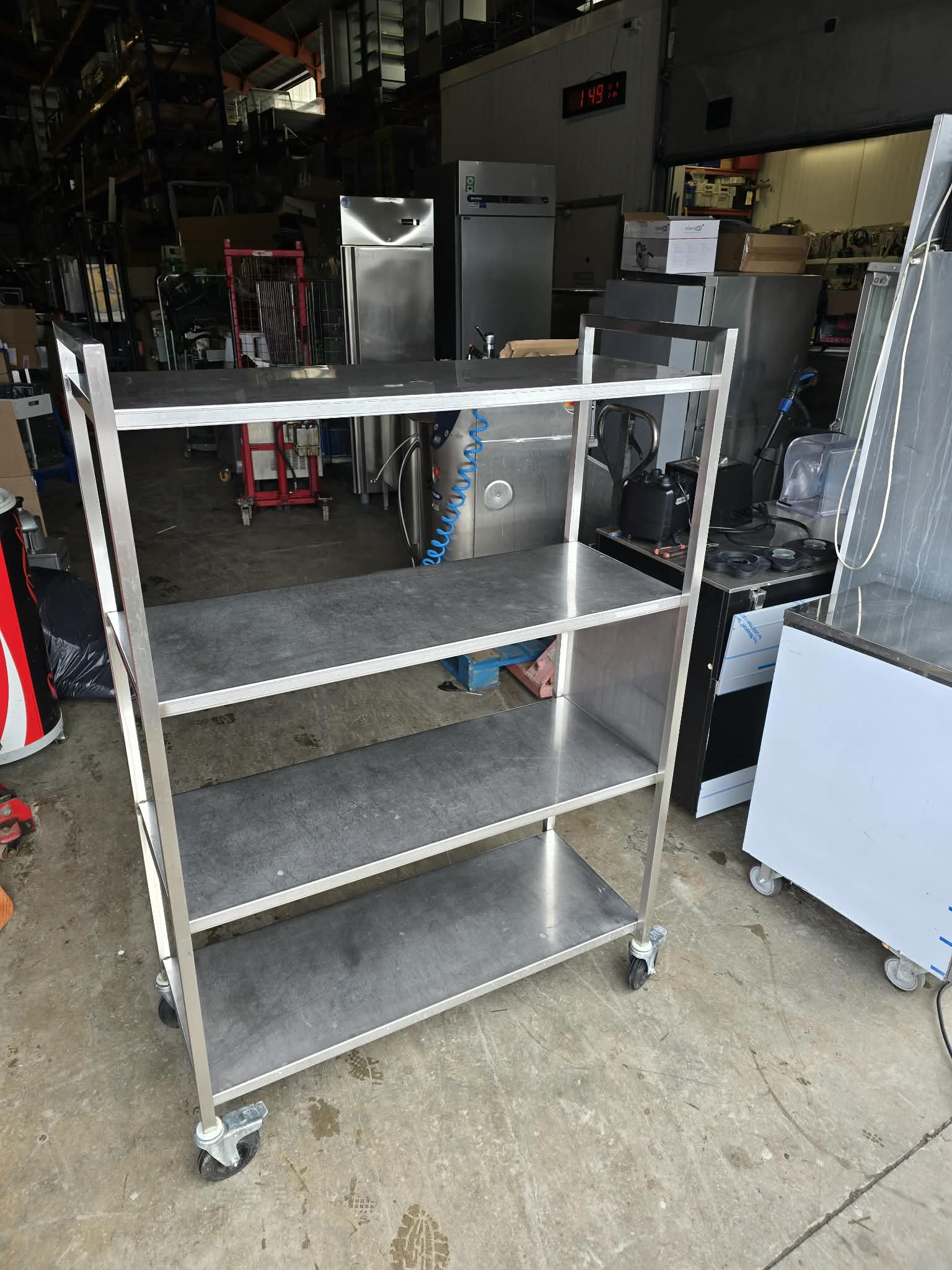 RST Roostevab riiul ratastel 1090×460×1600 - Pilt 2