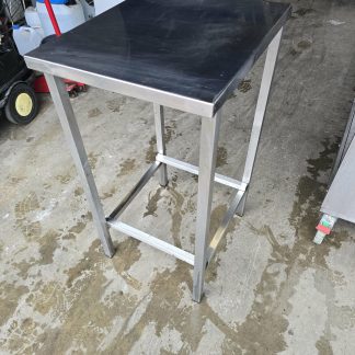 RST Roostevaba laud 450×550×900