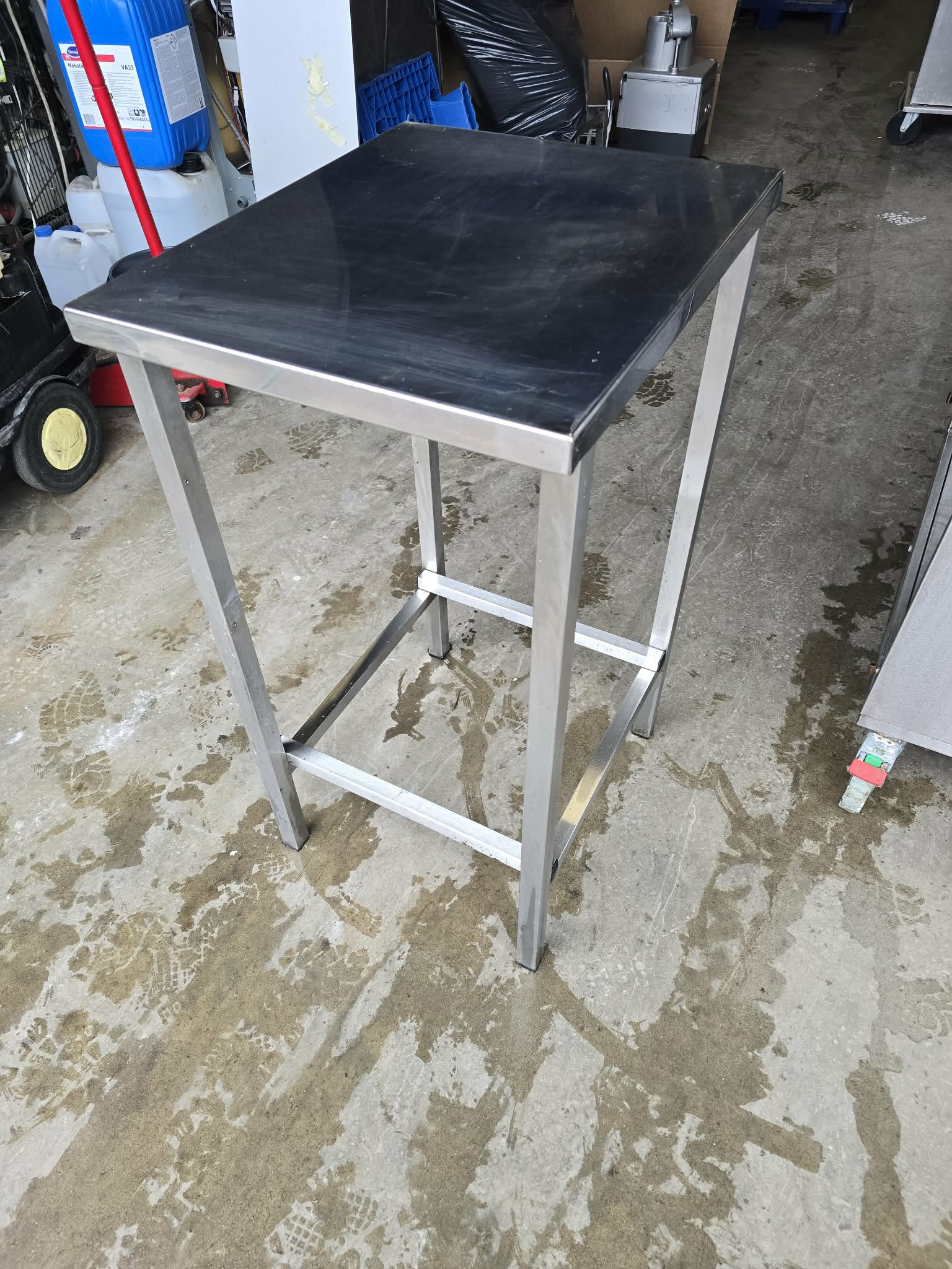 RST Roostevaba laud 450×550×900